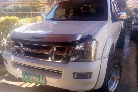 Isuzu D-max 2004 model for sale