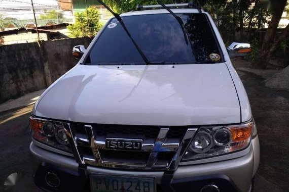 2010 Isuzu Crosswind for sale