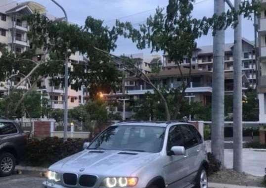 BMW X5 4.6is 2003 model