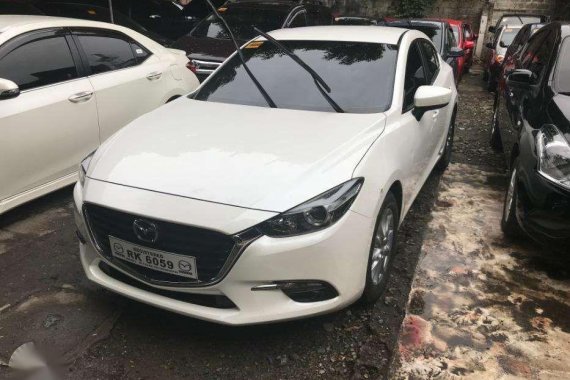 2017 MAZDA 3 skyactive automatic for sale