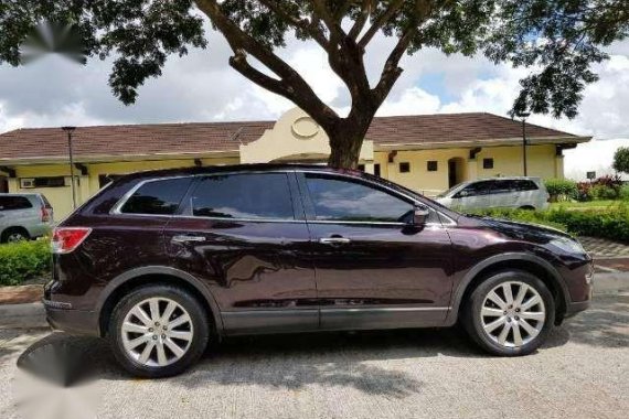 Selling 2008 Mazda CX9 top of the line 