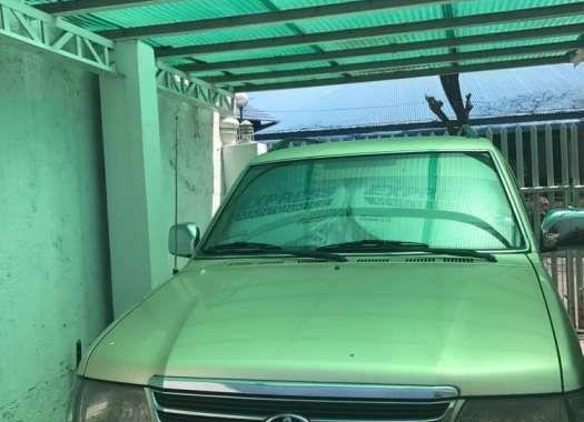 Toyota Revo VX200 2003 Model for sale 