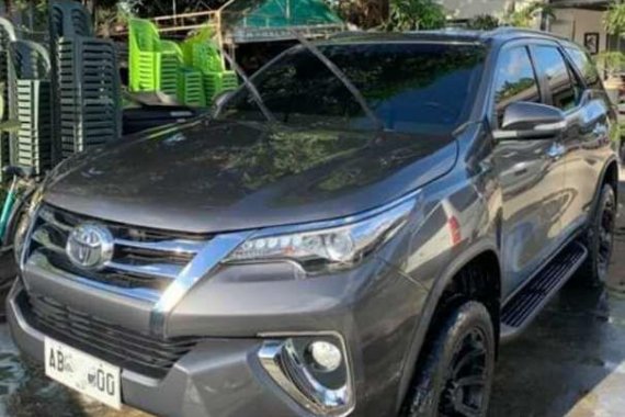 2016 Toyota Fortuner V 4x4 2.8L for sale