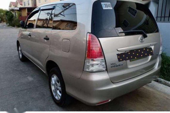 2011 Toyota Innova E for sale