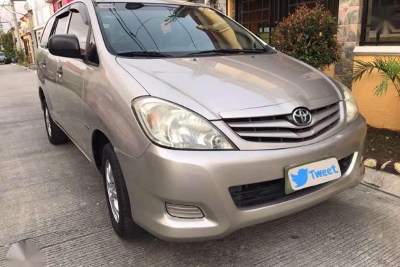 Toyota Innova E 2011 MT for sale