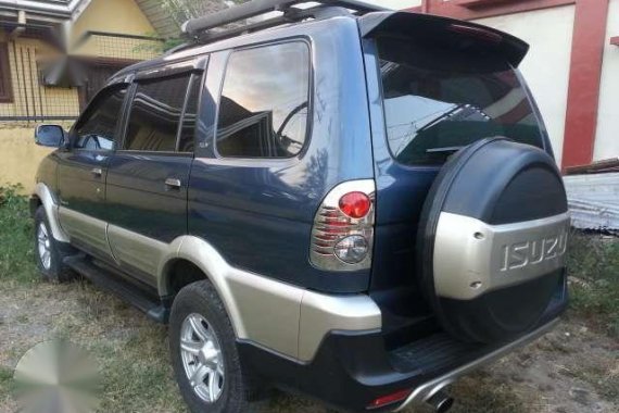 Isuzu Crosswind XUV manual diesel 2012 for sale