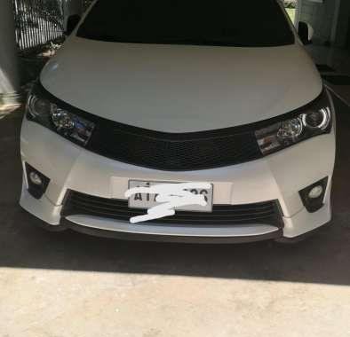 Toyota Corolla Altis 2.0v 2015 for sale