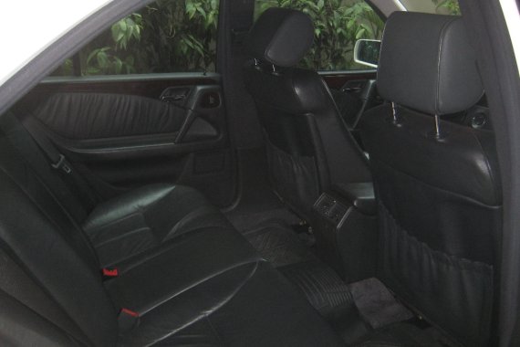 Mercedes Benz 240 2000 For sale 