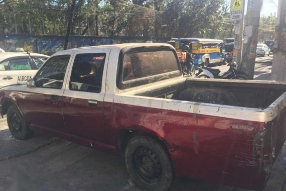 Toyota Hilux 2L 1994 for sale