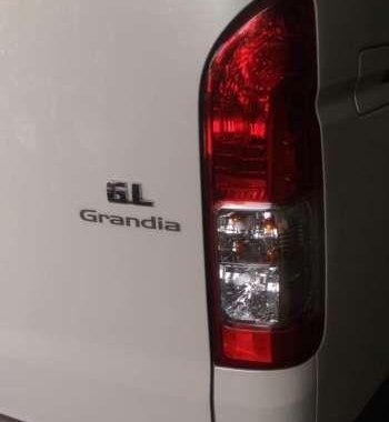 Toyota Gl Grandia 2014 for sale