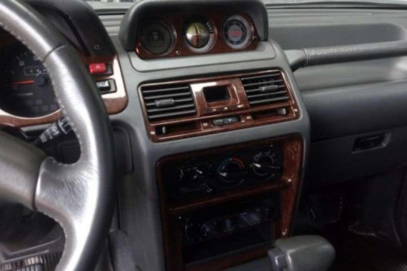 Mitsubishi Pajero fieldmaster 2003 for sale