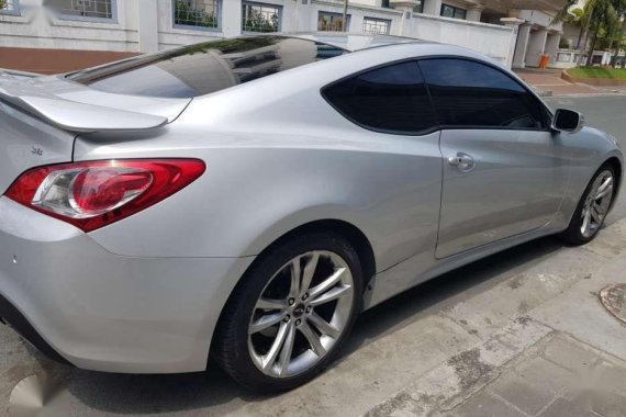 2010 Hyundai Genesis for sale