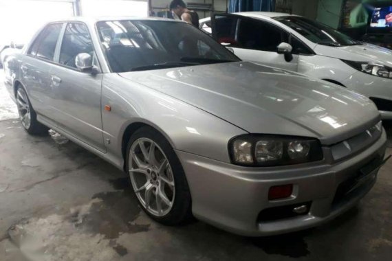 Like new Nissan Skyline for sale