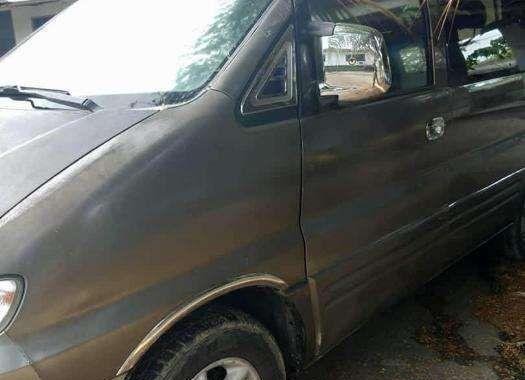 Hyundai Starex model 2000 for sale