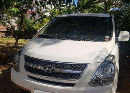 2010 Hyundai Starex Gold for sale