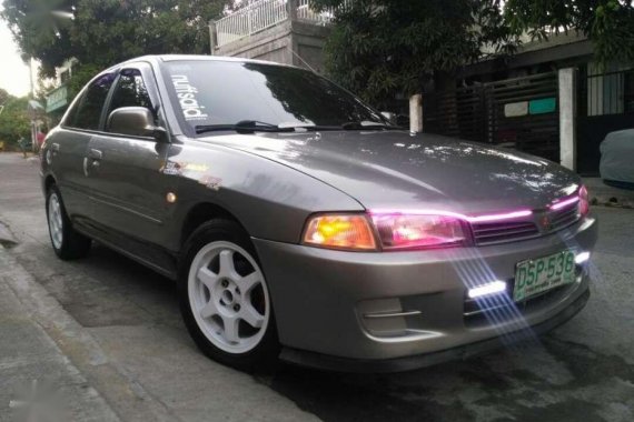 Like new Mitsubishi Lancer for sale