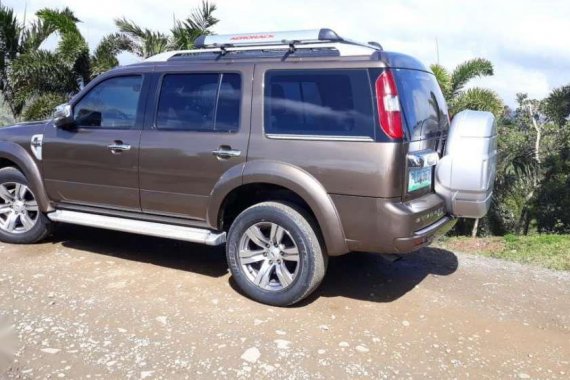 Ford Everest 2010 AT for sale