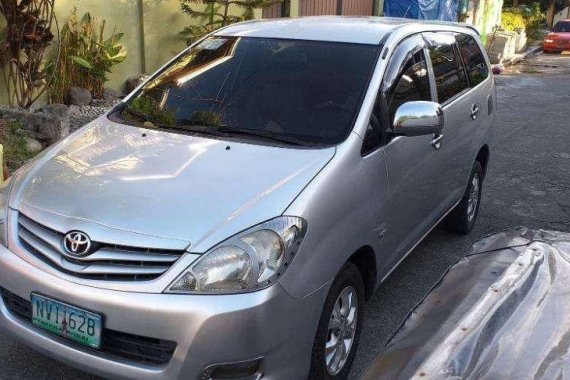 Toyota Innova E 2010 for sale
