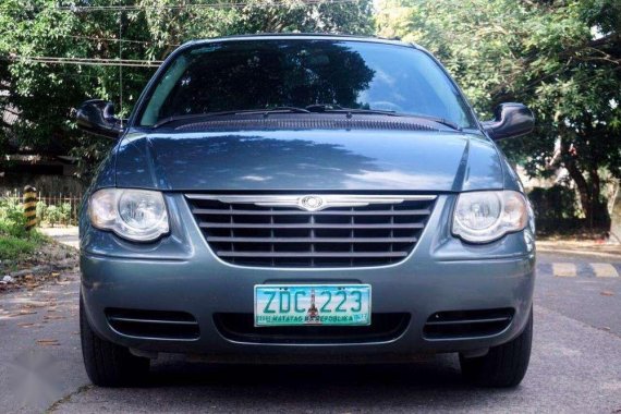 2006 Chrysler Town and Country for sale