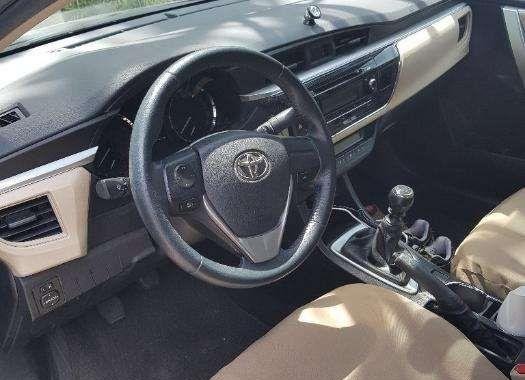 2014 Toyota Corolla Altis 1.6 g MT for sale 