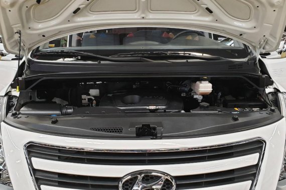 2017 HYUNDAI Grand Starex TCI 2.5 Diesel Manual