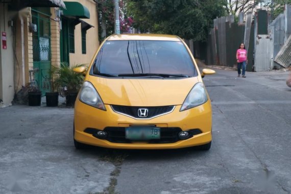 HONDA JAZZ 2010 FOR SALE