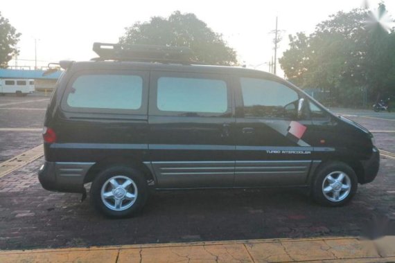 Hyundai Starex model 2002 for sale