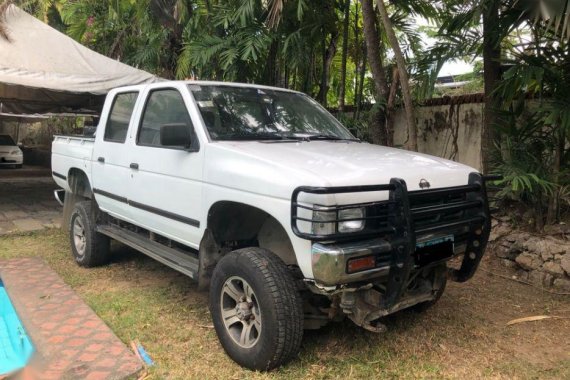 1994 Nissan Pathfinder for sale 