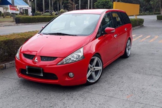 2010 Mitsubishi Grandis for sale 