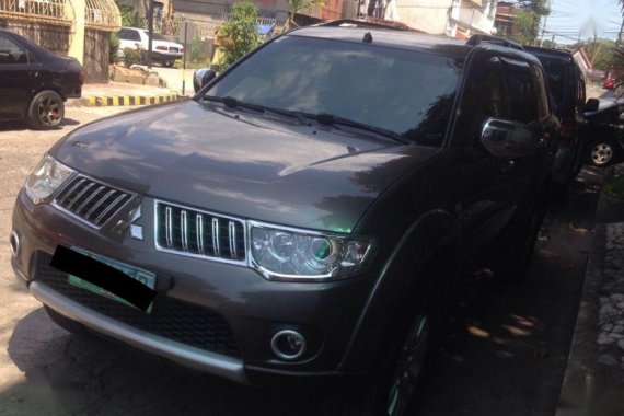 Mitsubishi Montero GLs V AT 2012 For sale