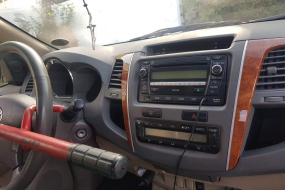 Toyota Fortuner 2011 G AT 4X2 for sale 