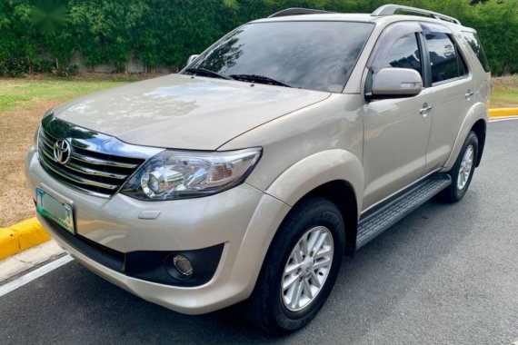 Toyota FORTUNER GAS 4X2 AT 2012 for sale 