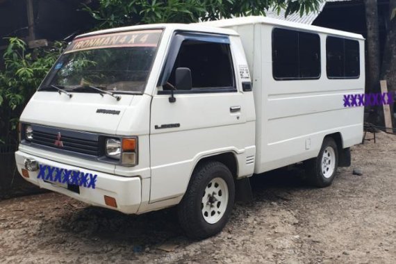 1994 Mitsubishi L300 Van for sale 