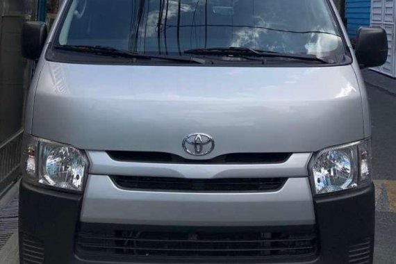 2015 Toyota Hiace Commuter for sale 