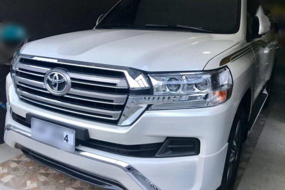 Toyota LAND CRUISER VX 200 2017 for sale