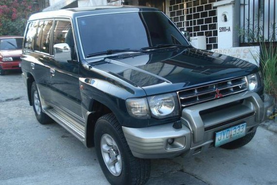 Selling Black Mitsubishi Pajero 1998 Automatic Gasoline 