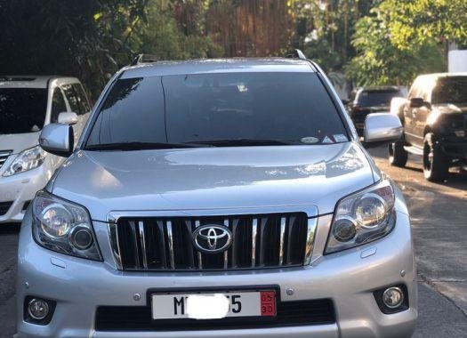 2011 Toyota Prado VX Gas AT for sale 