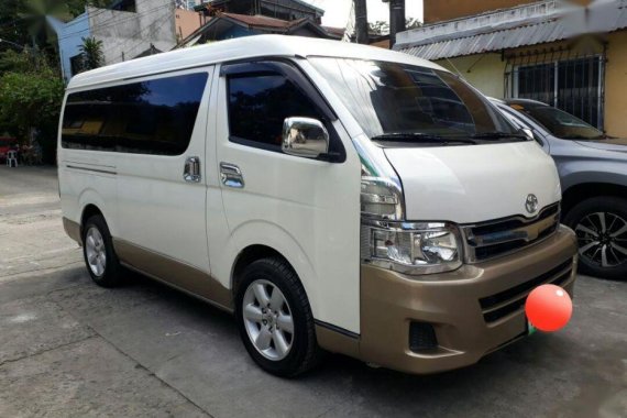 2014 Toyota Hiace Grandia GL for sale 