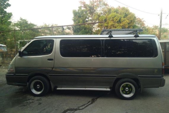 2000 Toyota Hiace Grandia for sale 