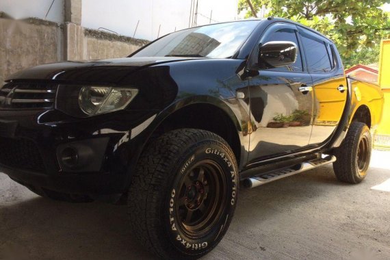 Mitsubishi Strada 2012 for sale