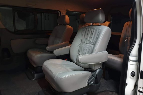 2015 Toyota Hiace Super Grandia for sale 