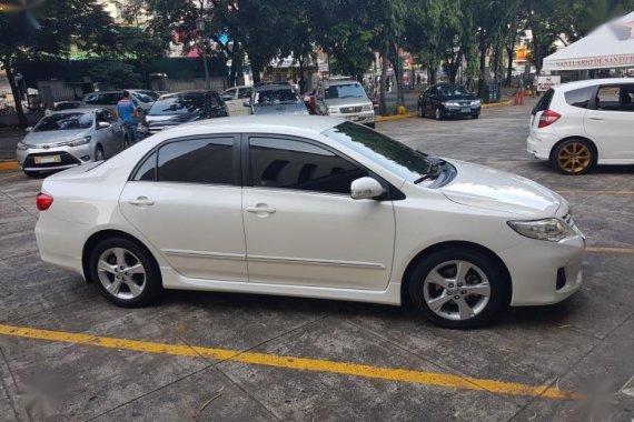 Toyota Corolla Altis 2013 V for sale