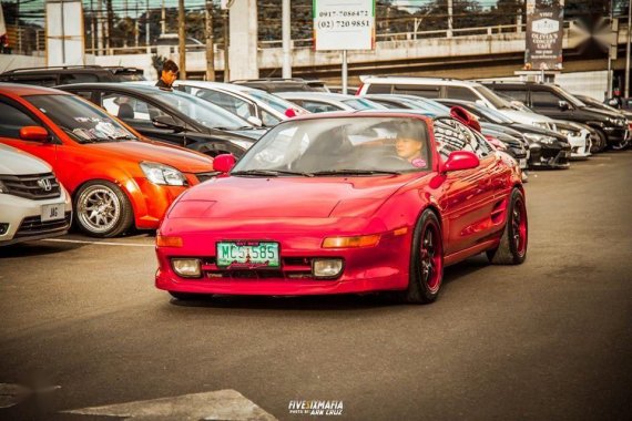 Well kept Toyota MR2 for sale