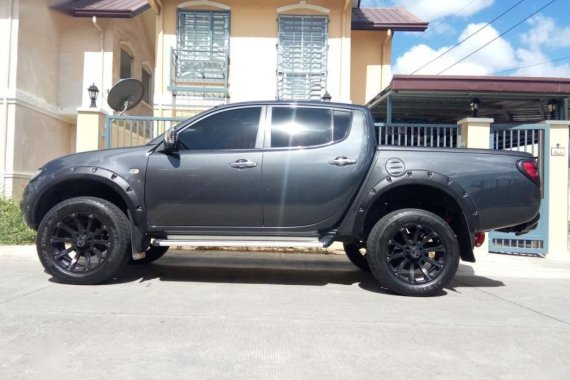 Mitsubishi Strada 2012 for sale