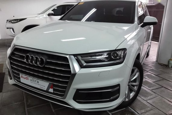 2nd Hand (Used) Audi Q7 2018 Automatic Gasoline for sale in Quezon City