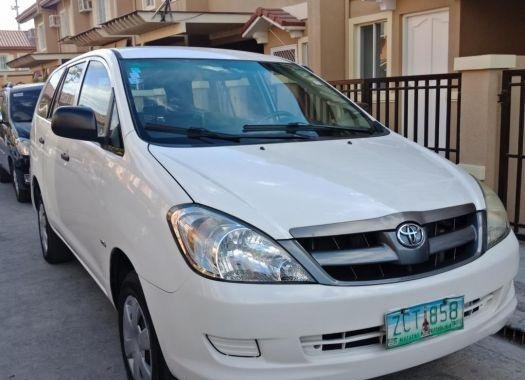Selling 2006 Toyota Fortuner Van for sale in Taguig