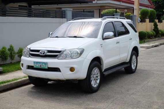 2nd Hand (Used) Toyota Fortuner 2007 Automatic Diesel for sale in Samal