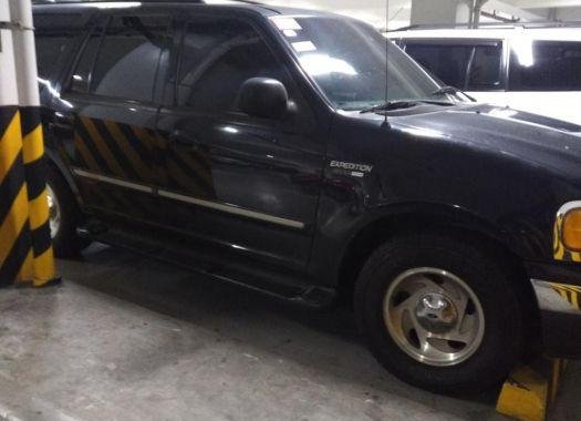 2nd Hand (Used) 1999 Ford Expedition Automatic Gasoline for sale in Las Piñas