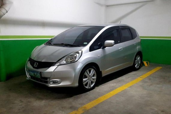 Selling 2nd Hand (Used) Honda Jazz 2013 in Taguig