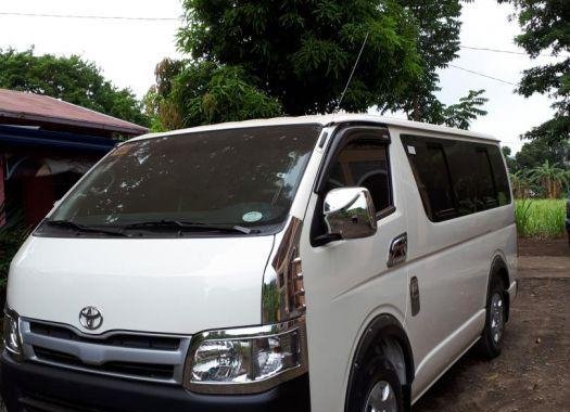 Selling 2nd Hand (Used) 2014 Toyota Hiace in Tuy